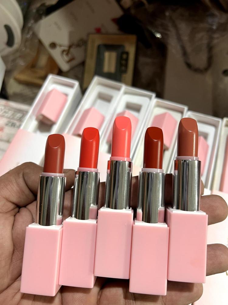 π₯ High Pigment Cream Lipstick β Bold Colors, Smooth Finish, All-Day Glam