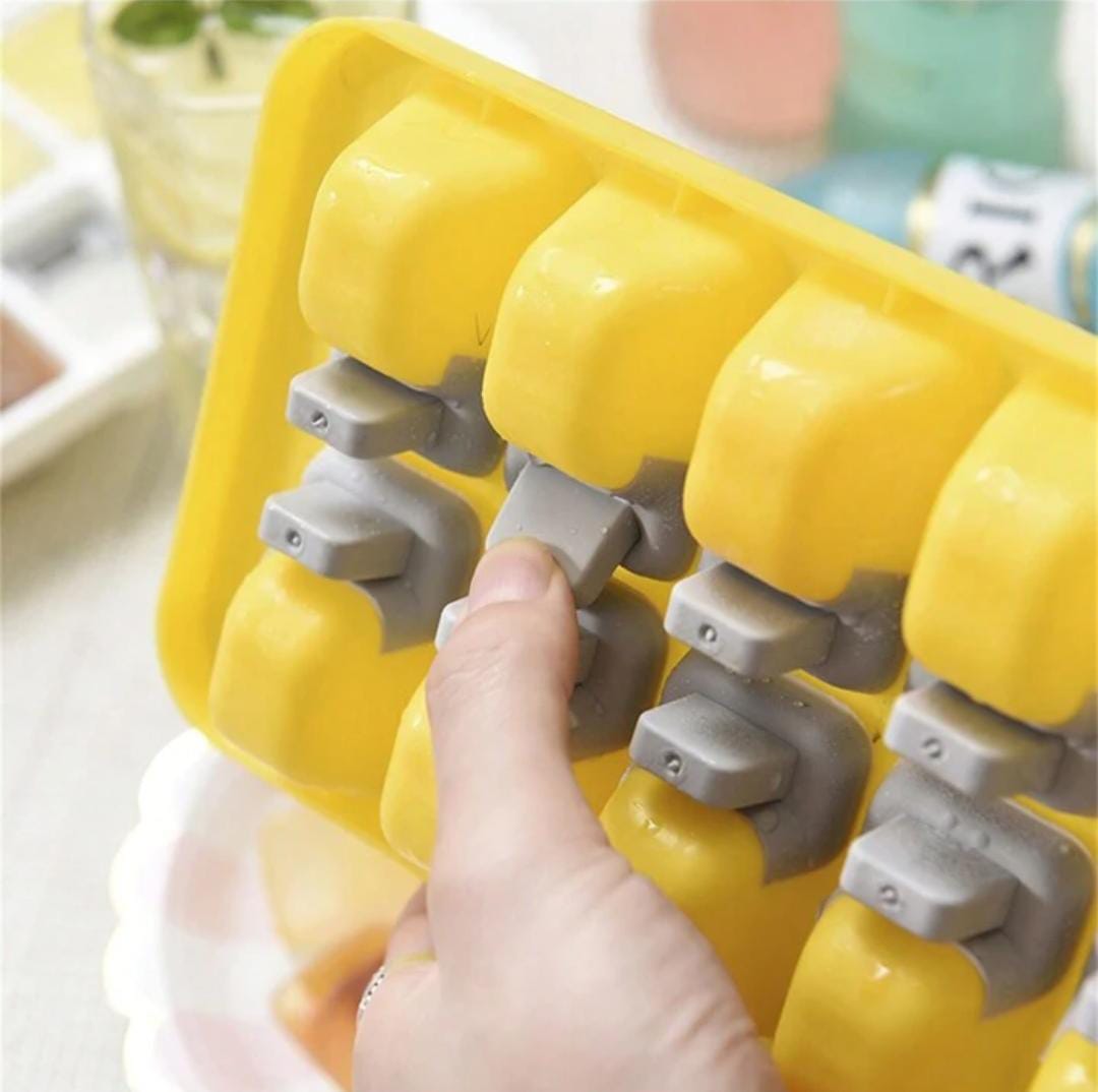 14 grid ice cube tray with lid